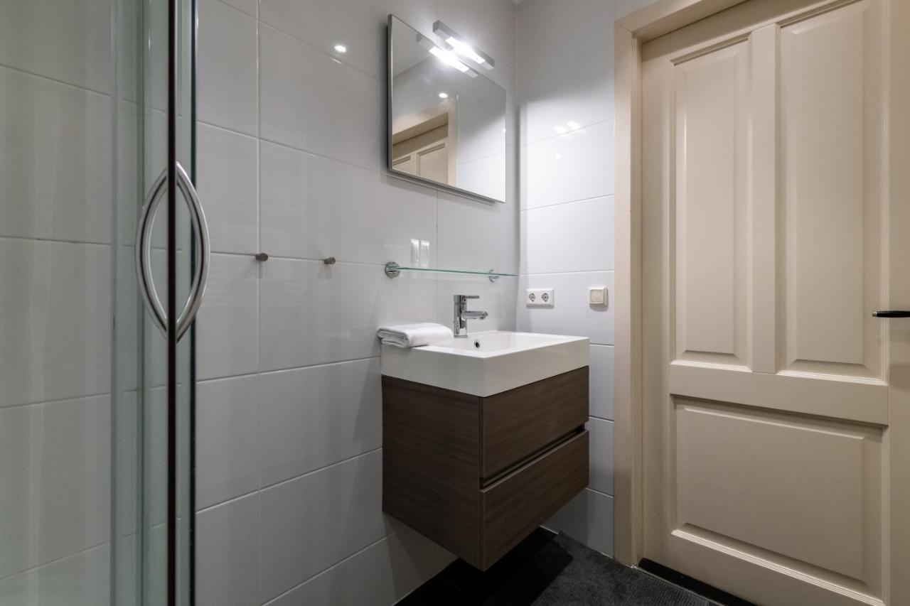 Two-bedroom In West Apartment