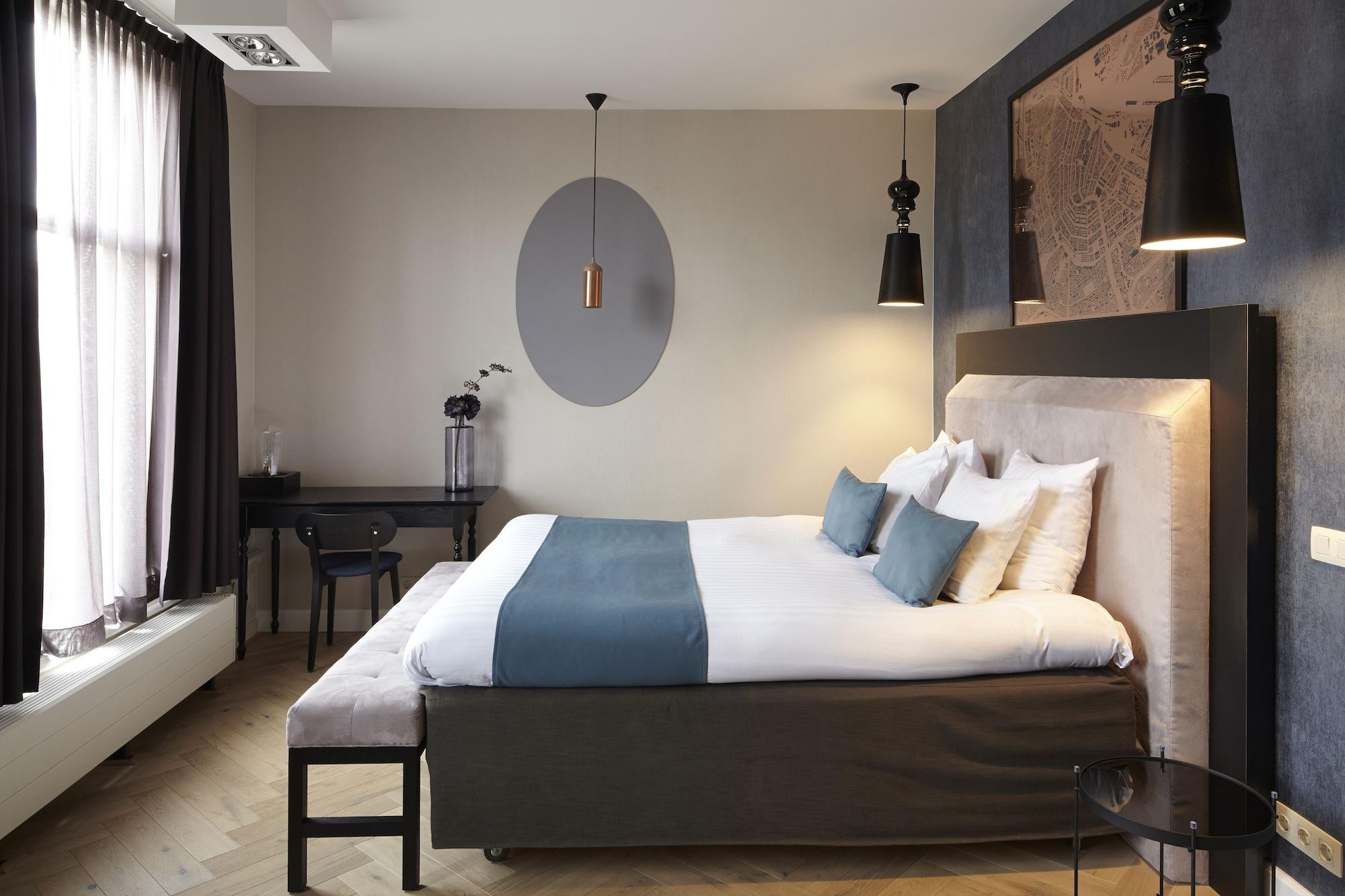 No. 377 House Hotel