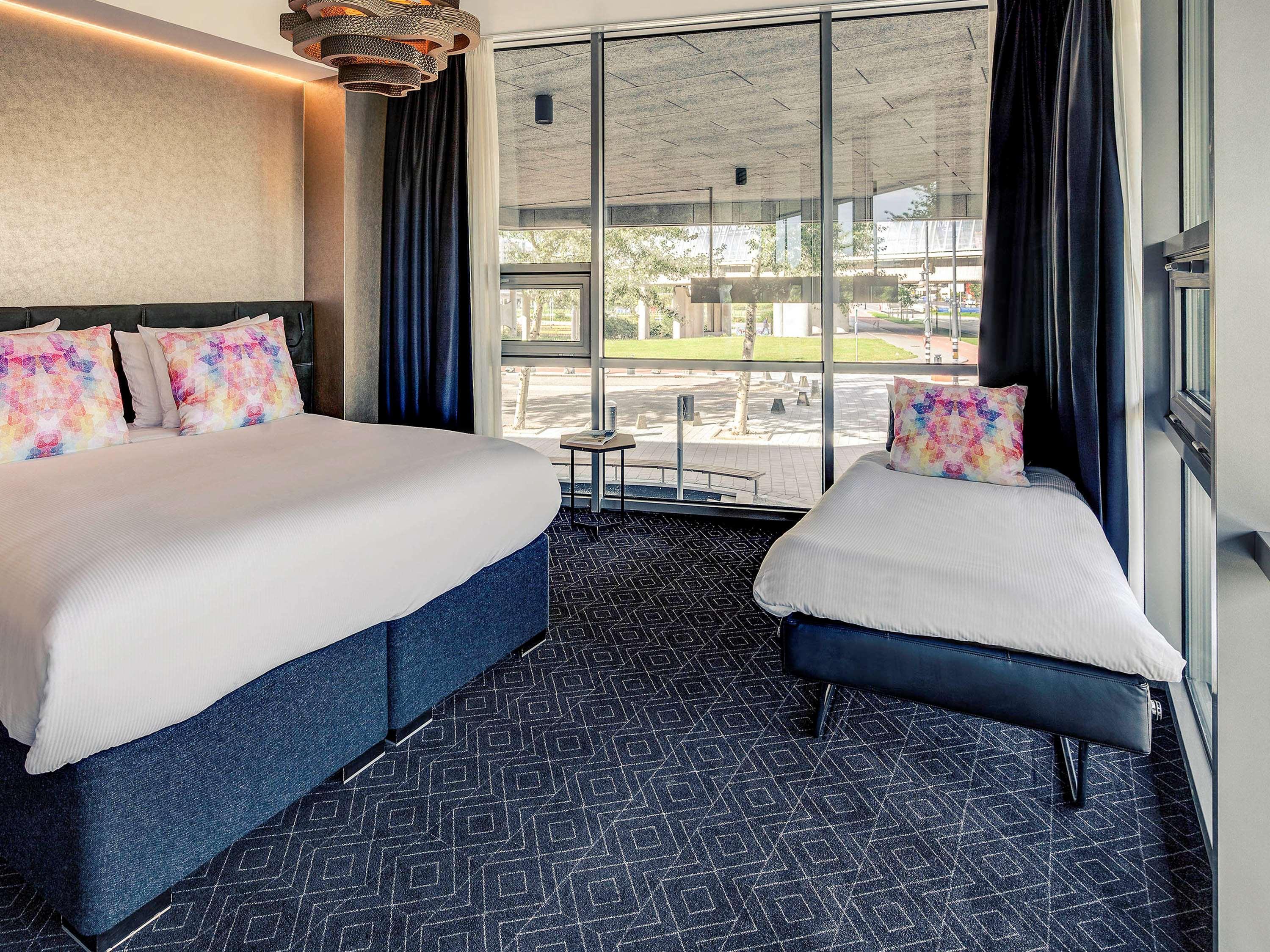 Mercure Sloterdijk Station Hotel 4*