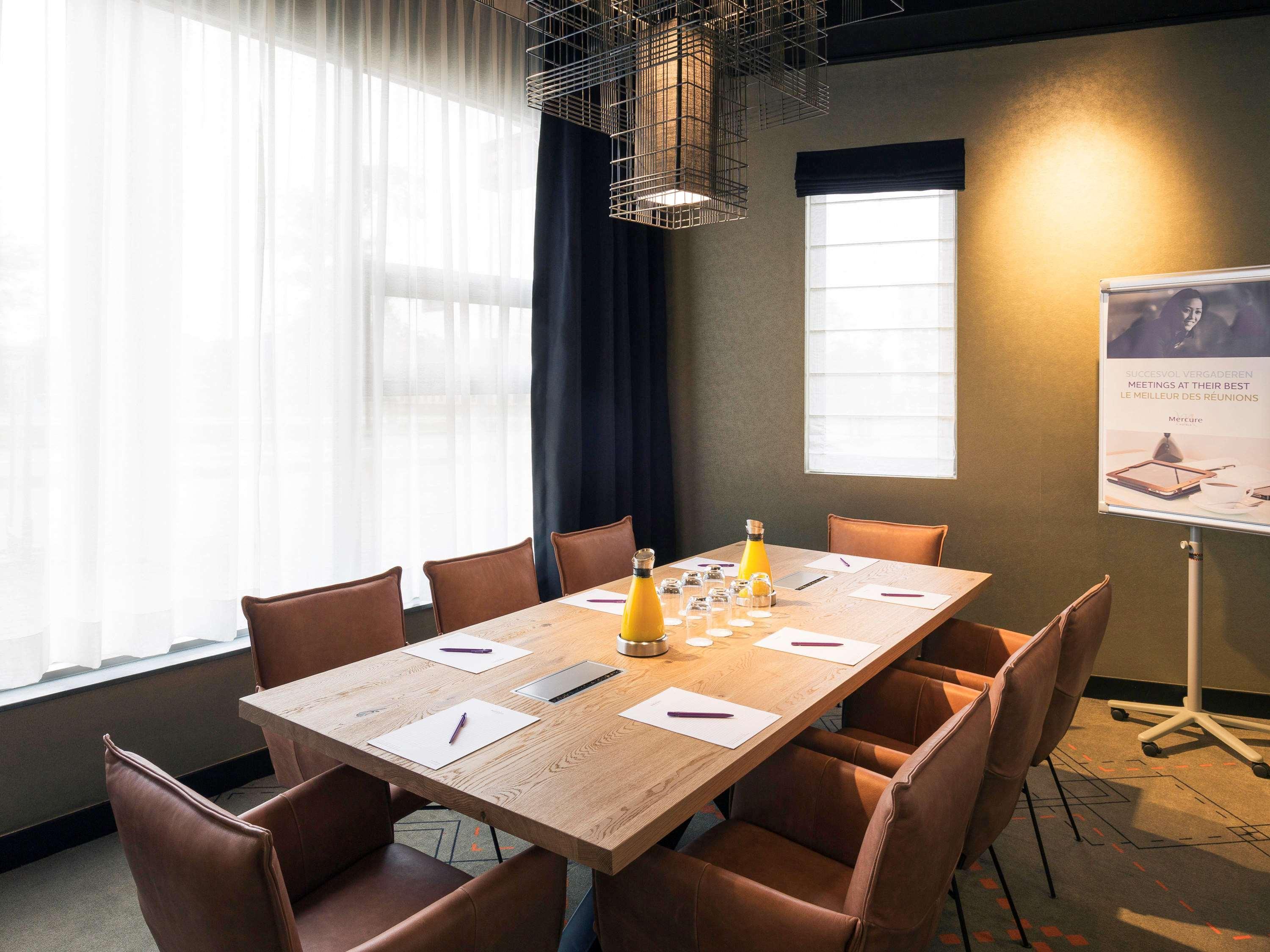 Mercure Sloterdijk Station 4*