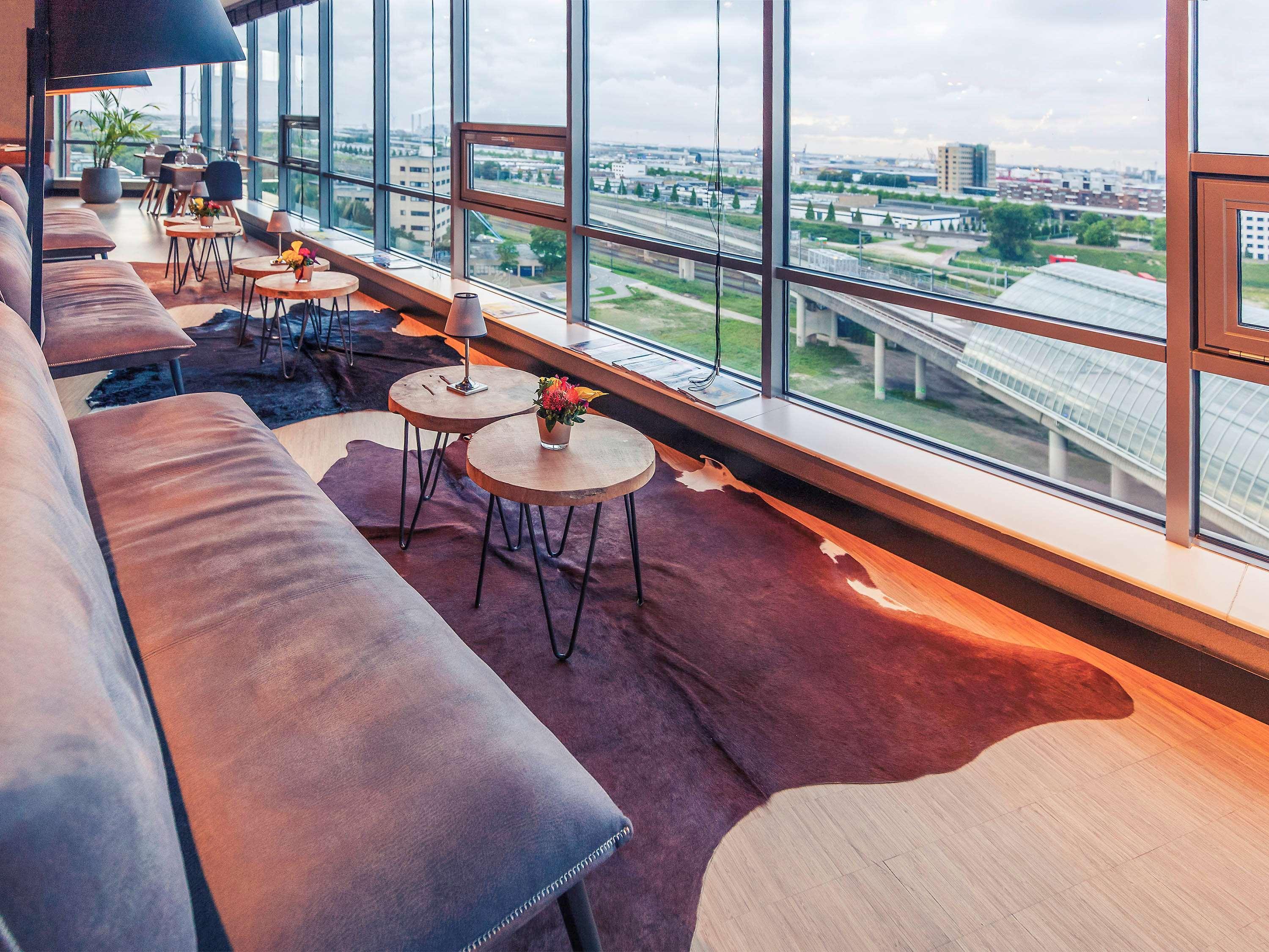 Mercure Sloterdijk Station Hotel 4*