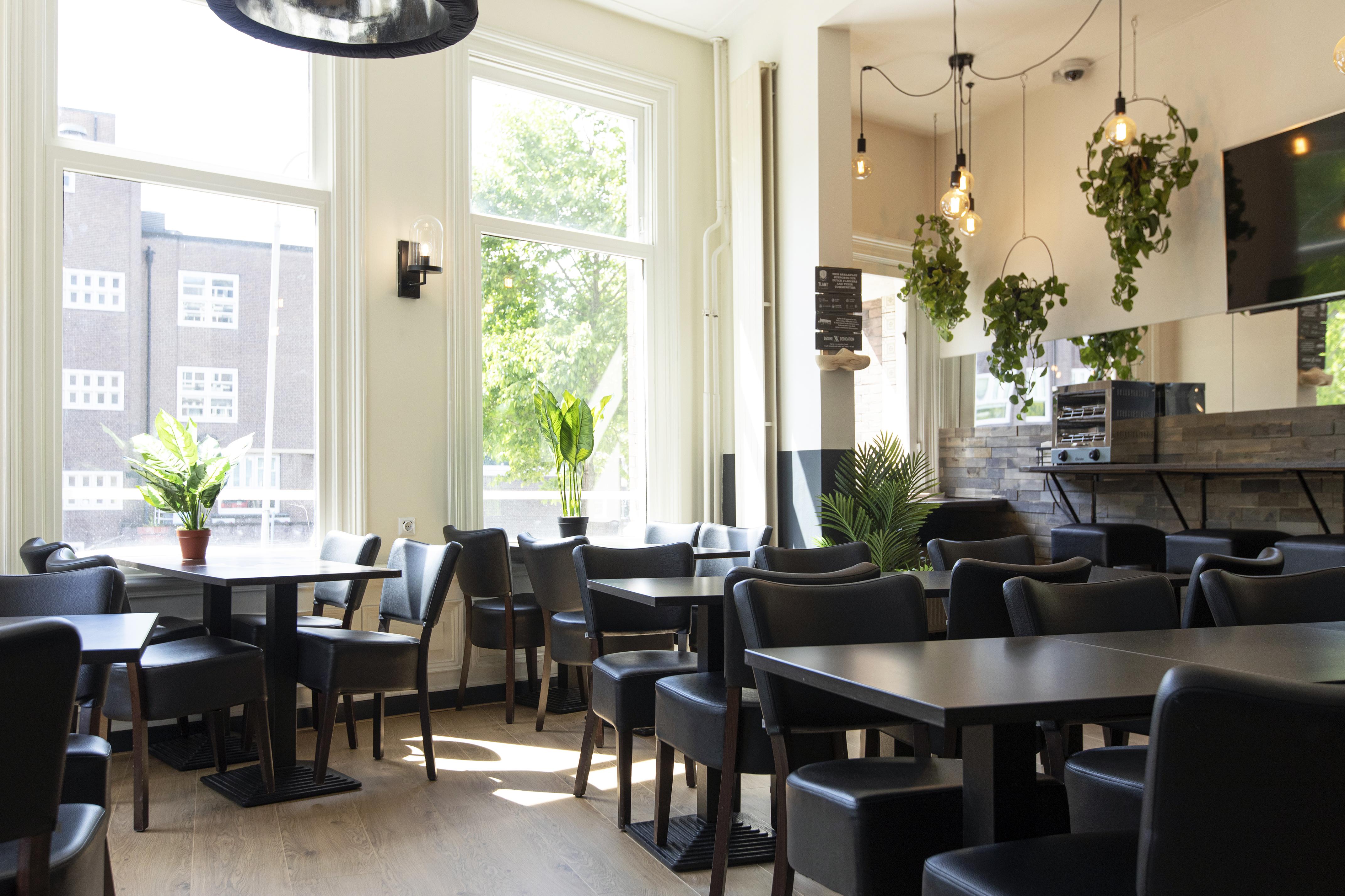 Quentin Hotel 3*