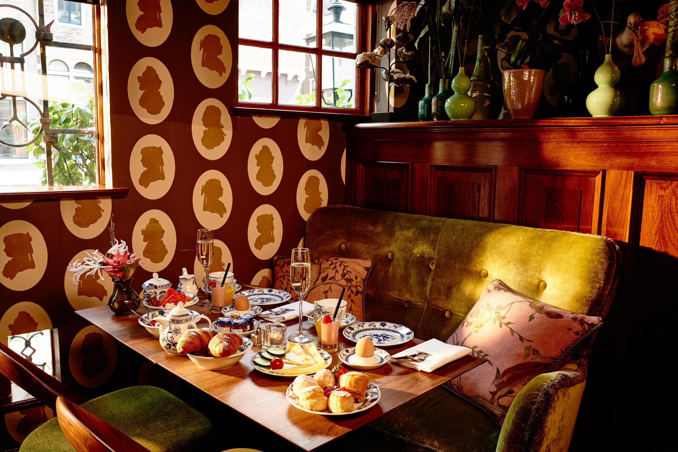 Hotel Estherea