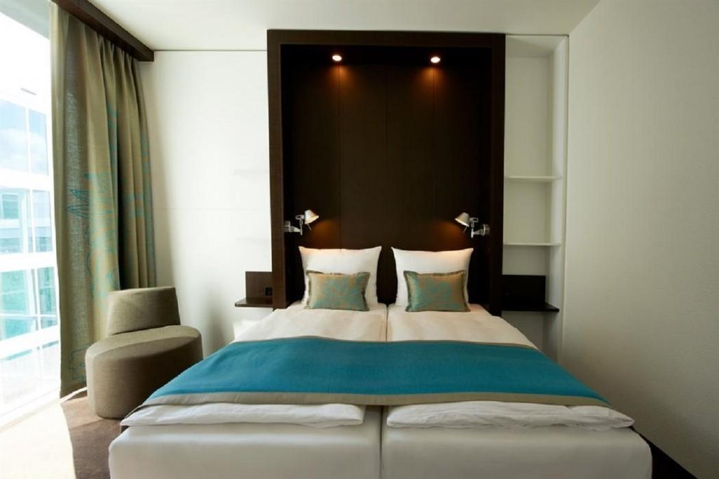 Hotel One