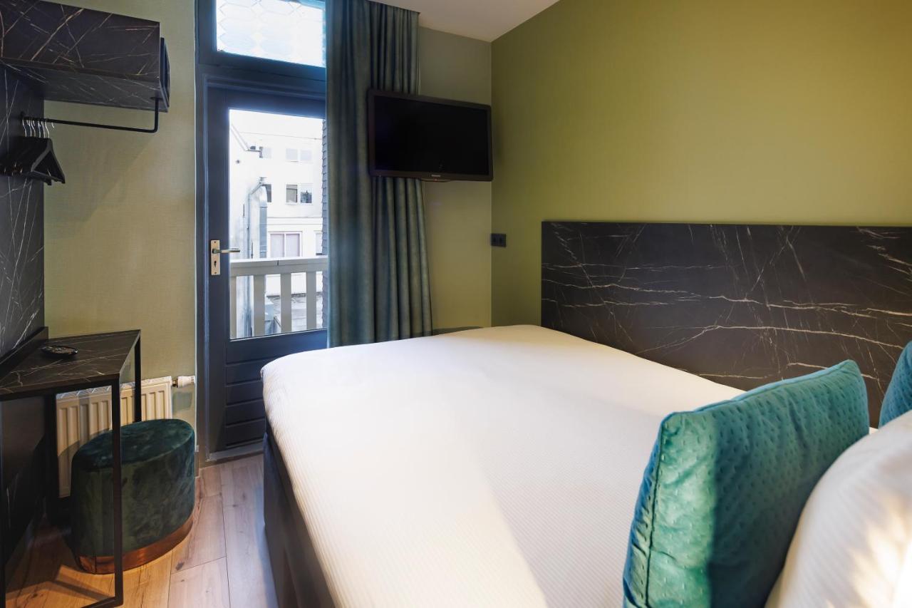 Hotel Ciao Papa Station