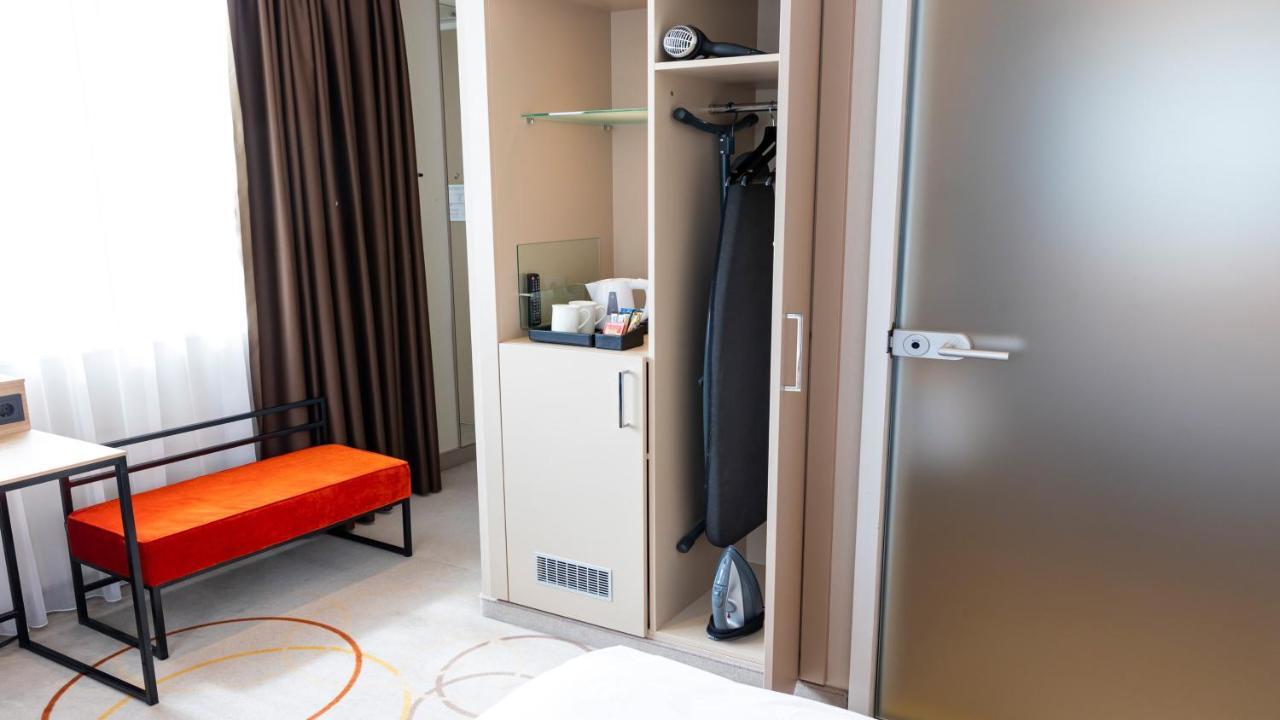 - Arena Towers, An Ihg Hotel