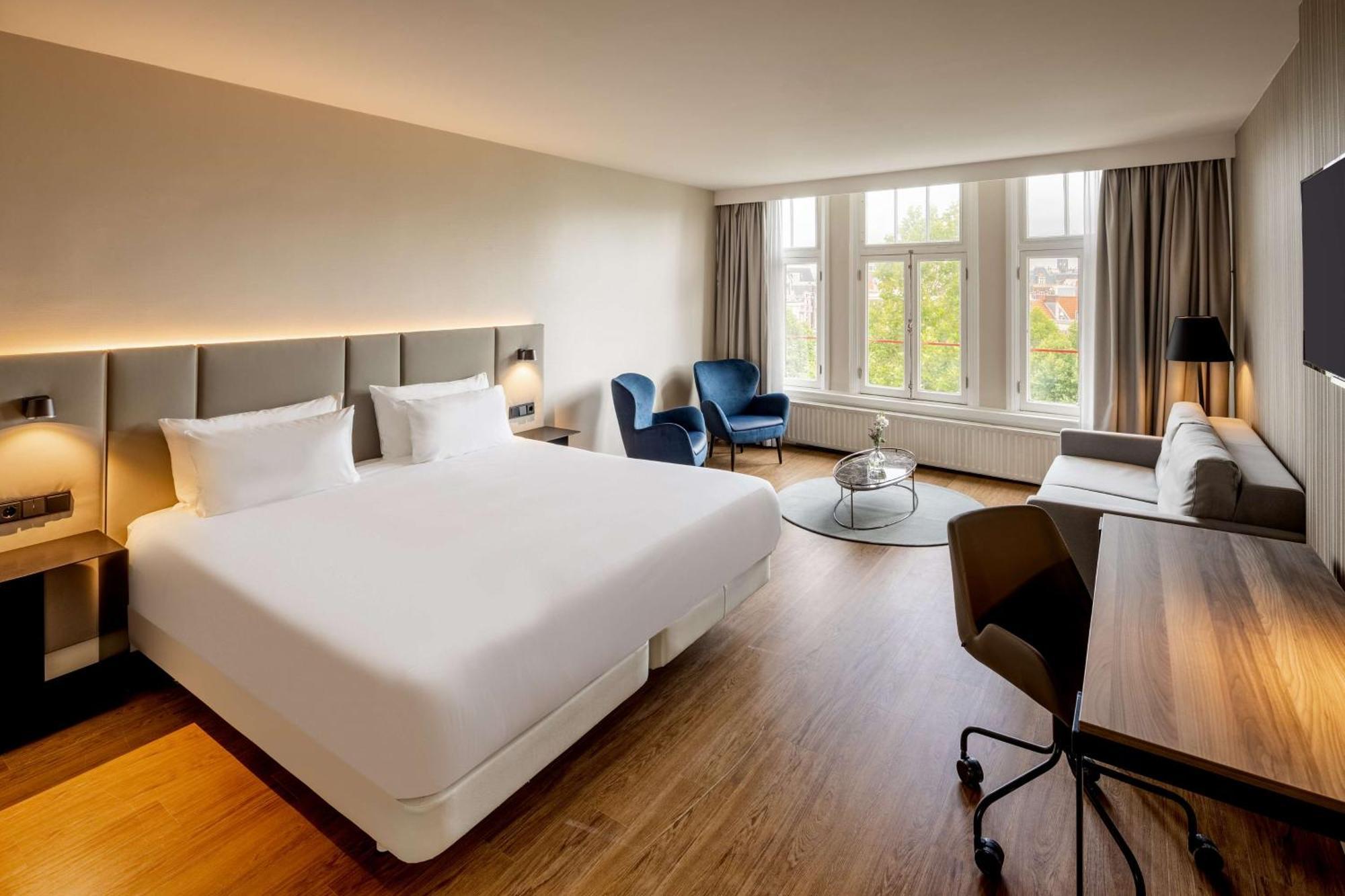 Nh Schiller 4*