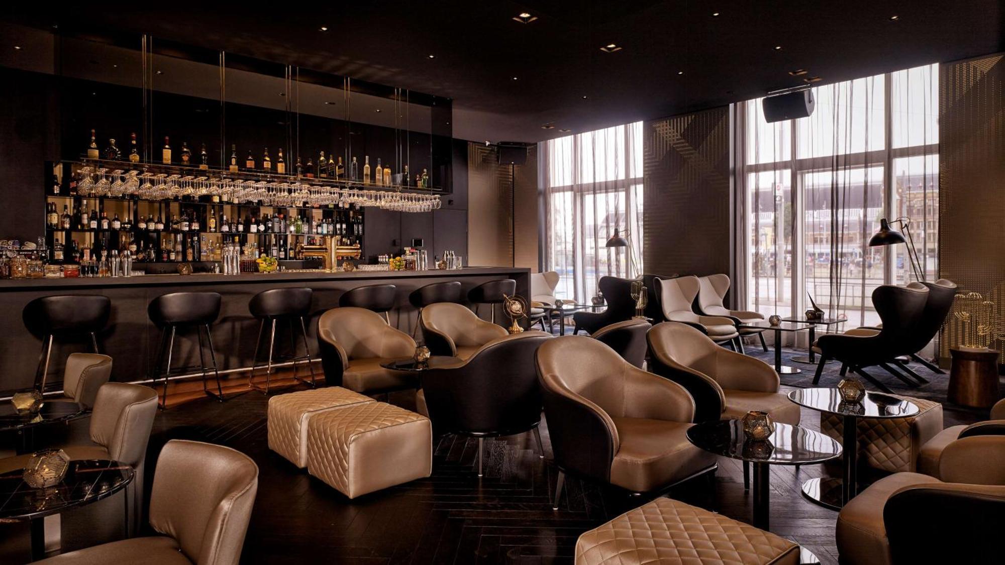Park Plaza Victoria Hotel