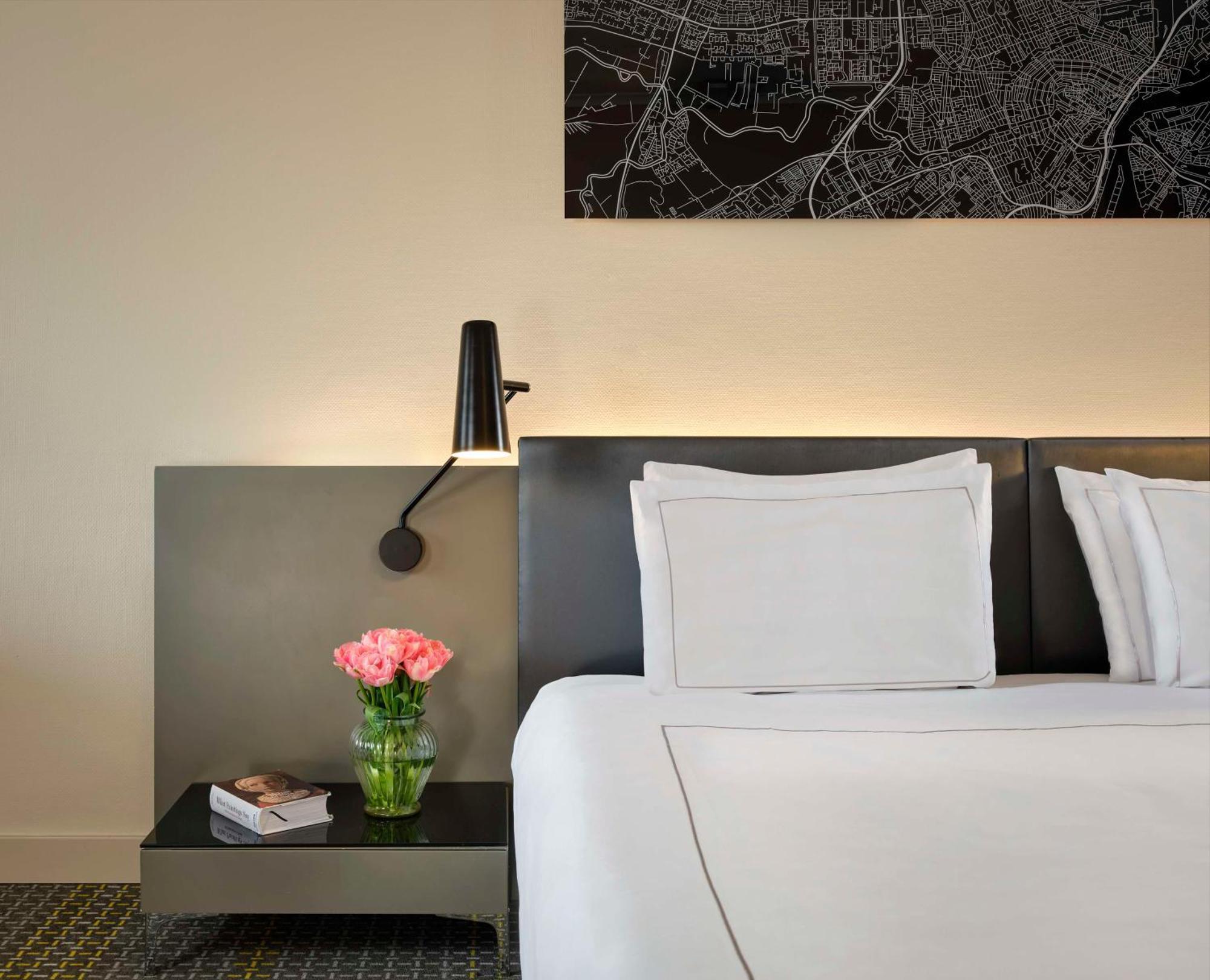 Hotel Park Plaza Victoria 4*