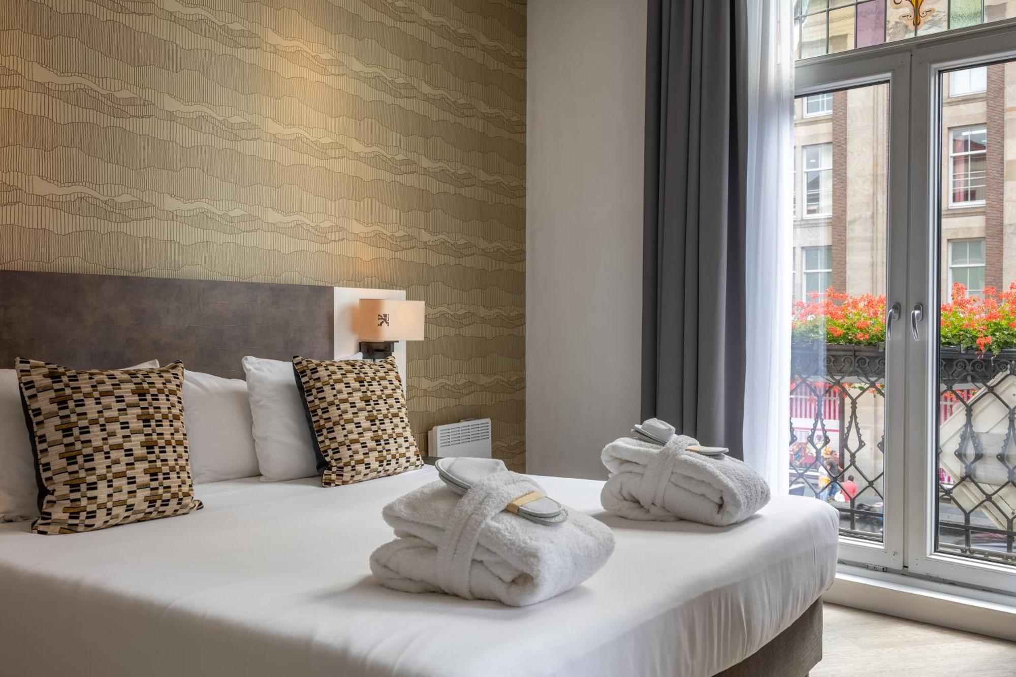 De Roode Leeuw Hotel 4*