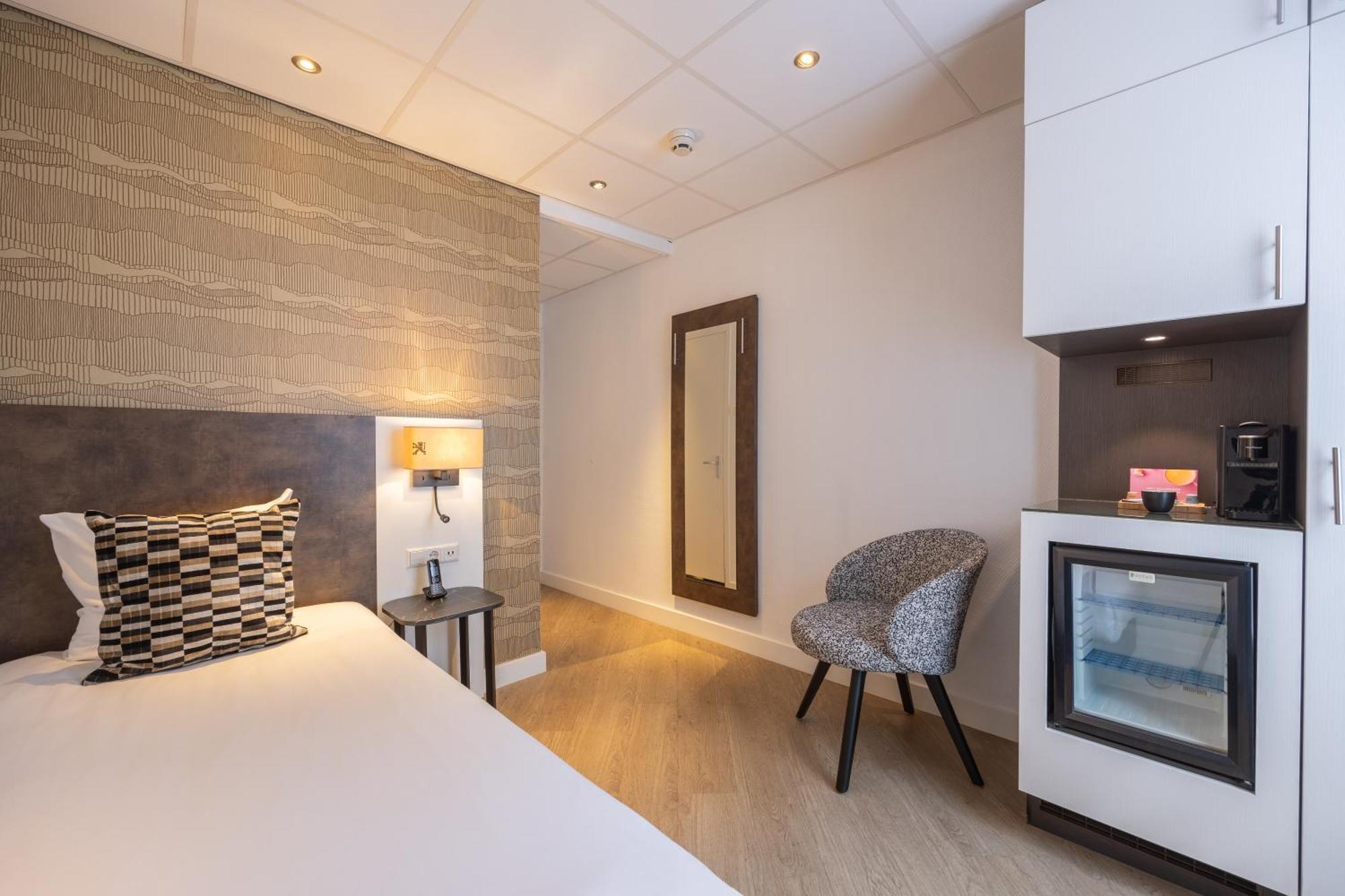 De Roode Leeuw Hotel 4*