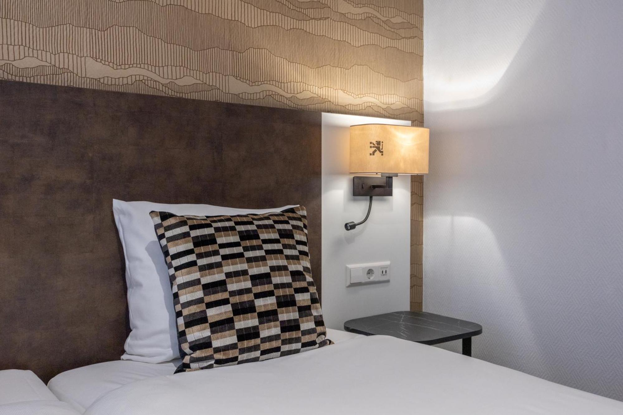 Hotel De Roode Leeuw 4*