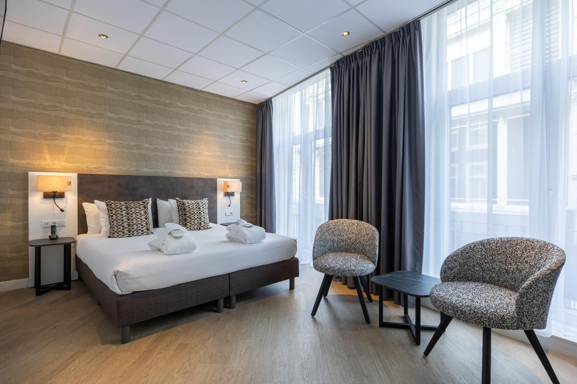 De Roode Leeuw Hotel 4*