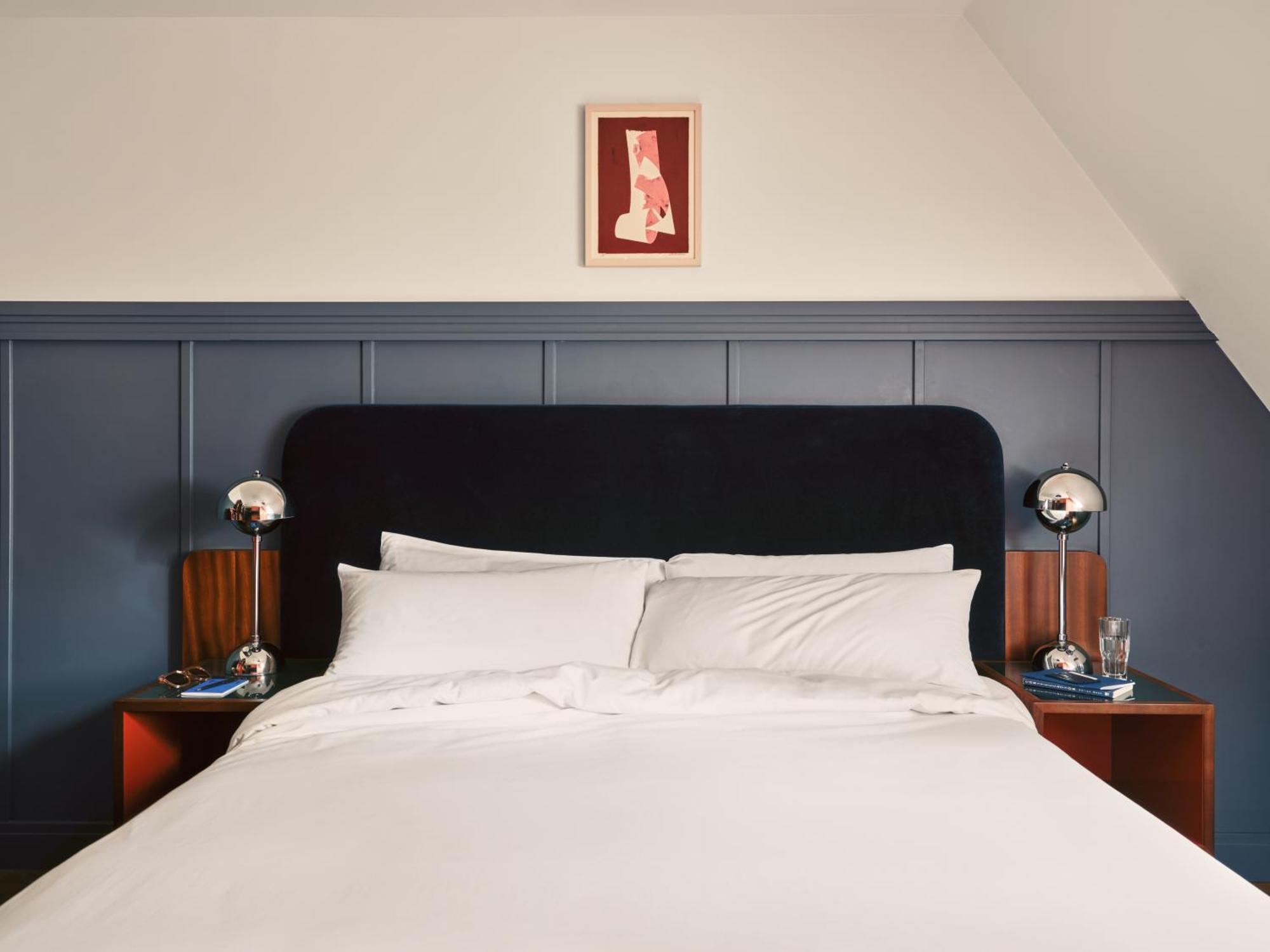 Hotel The Hoxton, Lloyd
