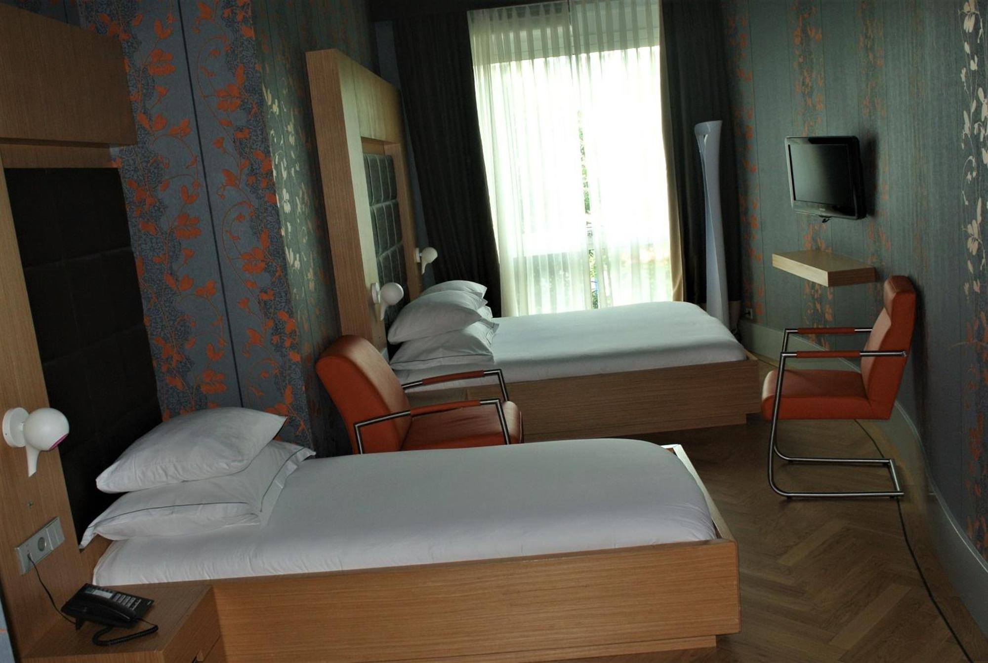 Hotel Amadi Park 4*