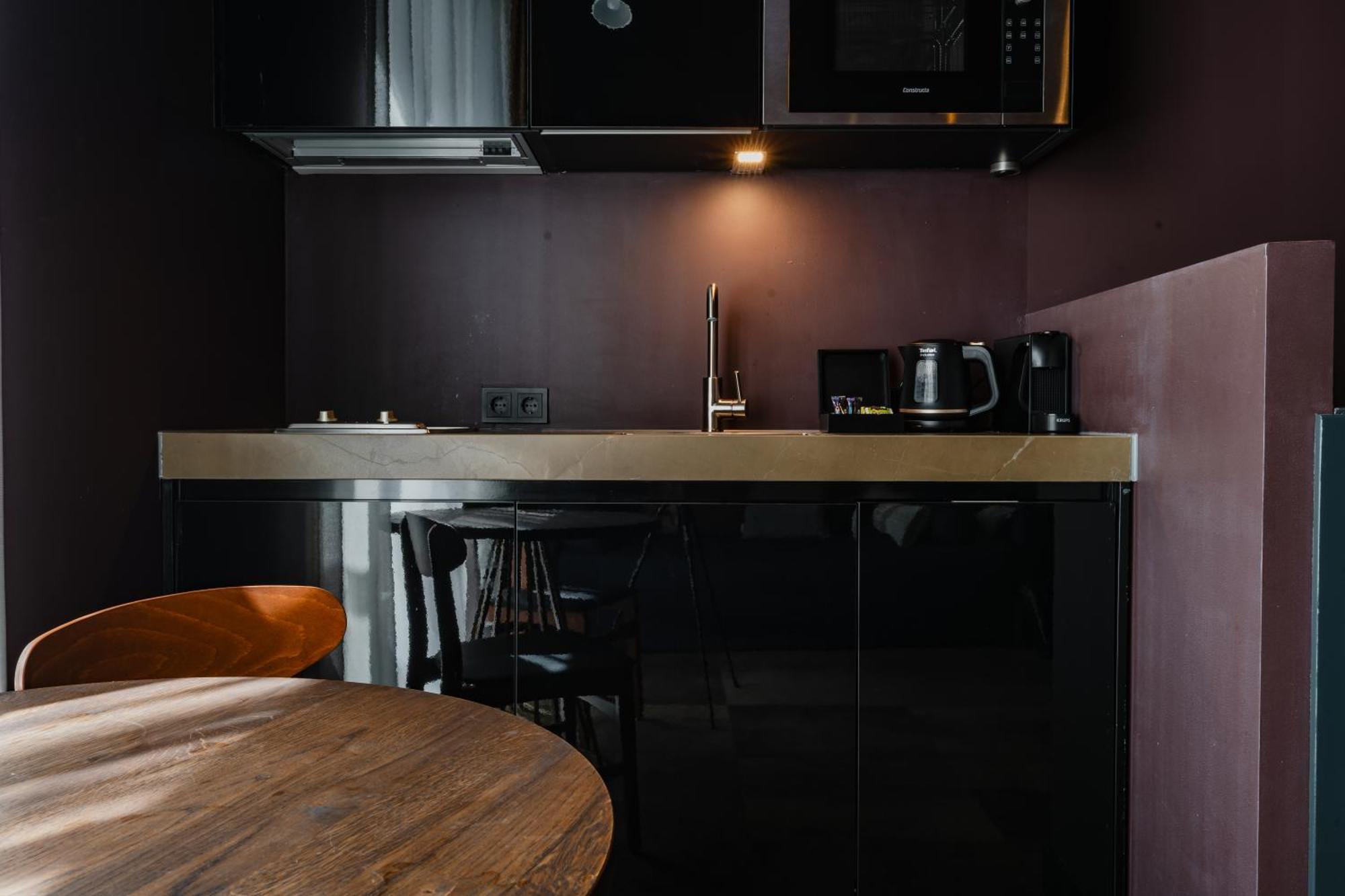 Hotel De Jonker Urban Studios&suites 4*