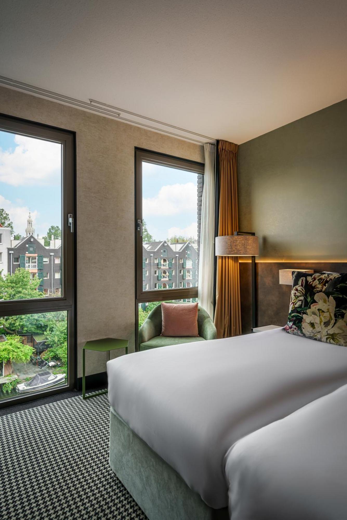 Monet Garden Hotel
