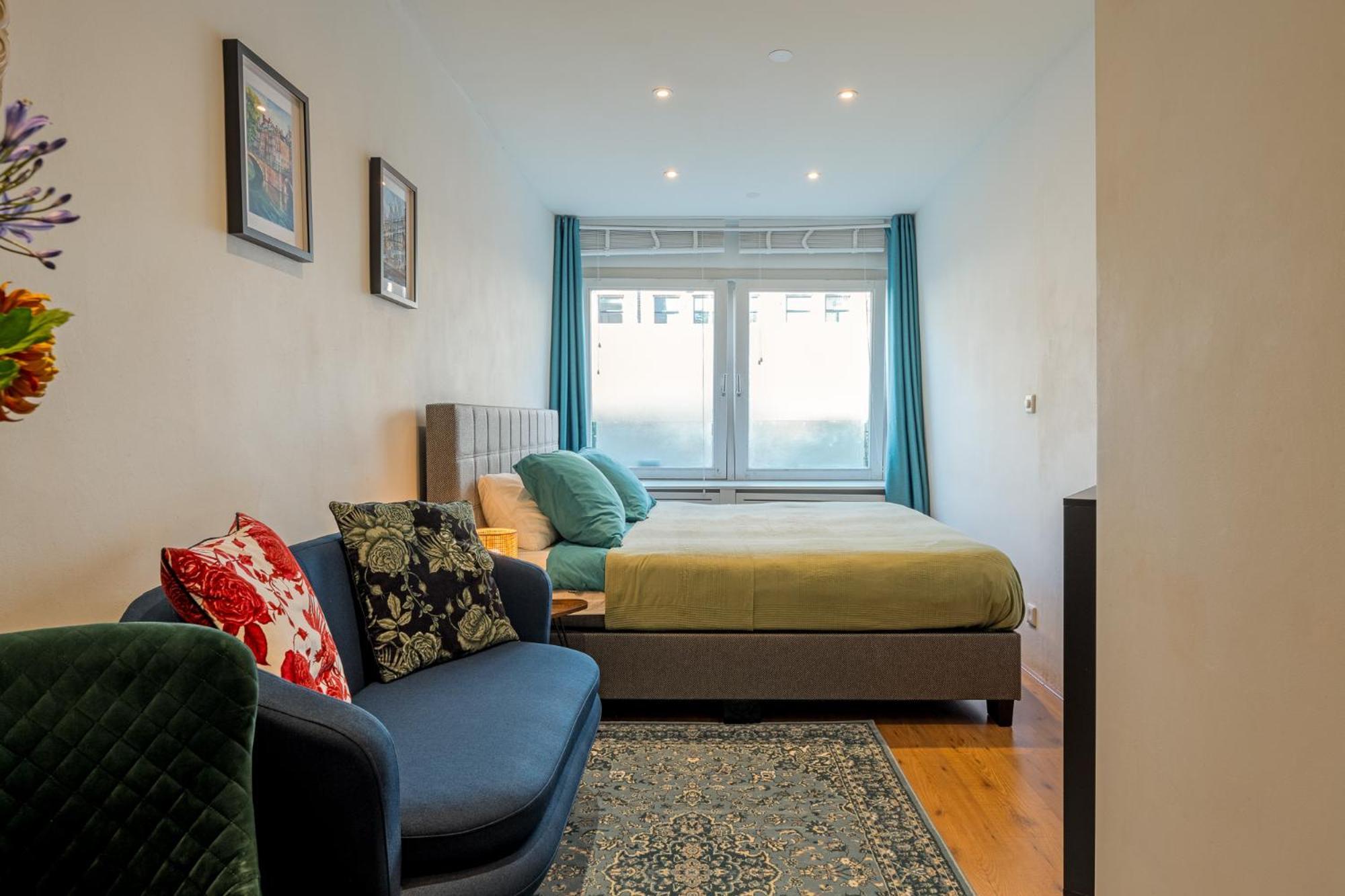 With Private Bathroom Near Vondelpark *