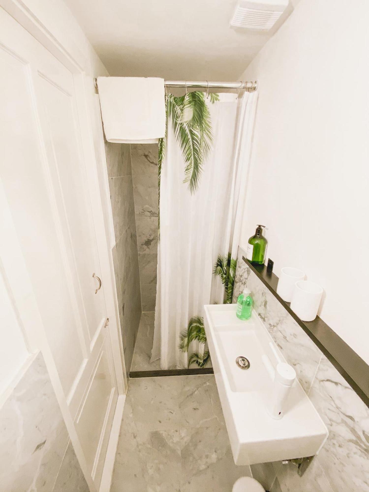 Large En-suite In Historic Canalhouse From 1729 Ferienhaus *