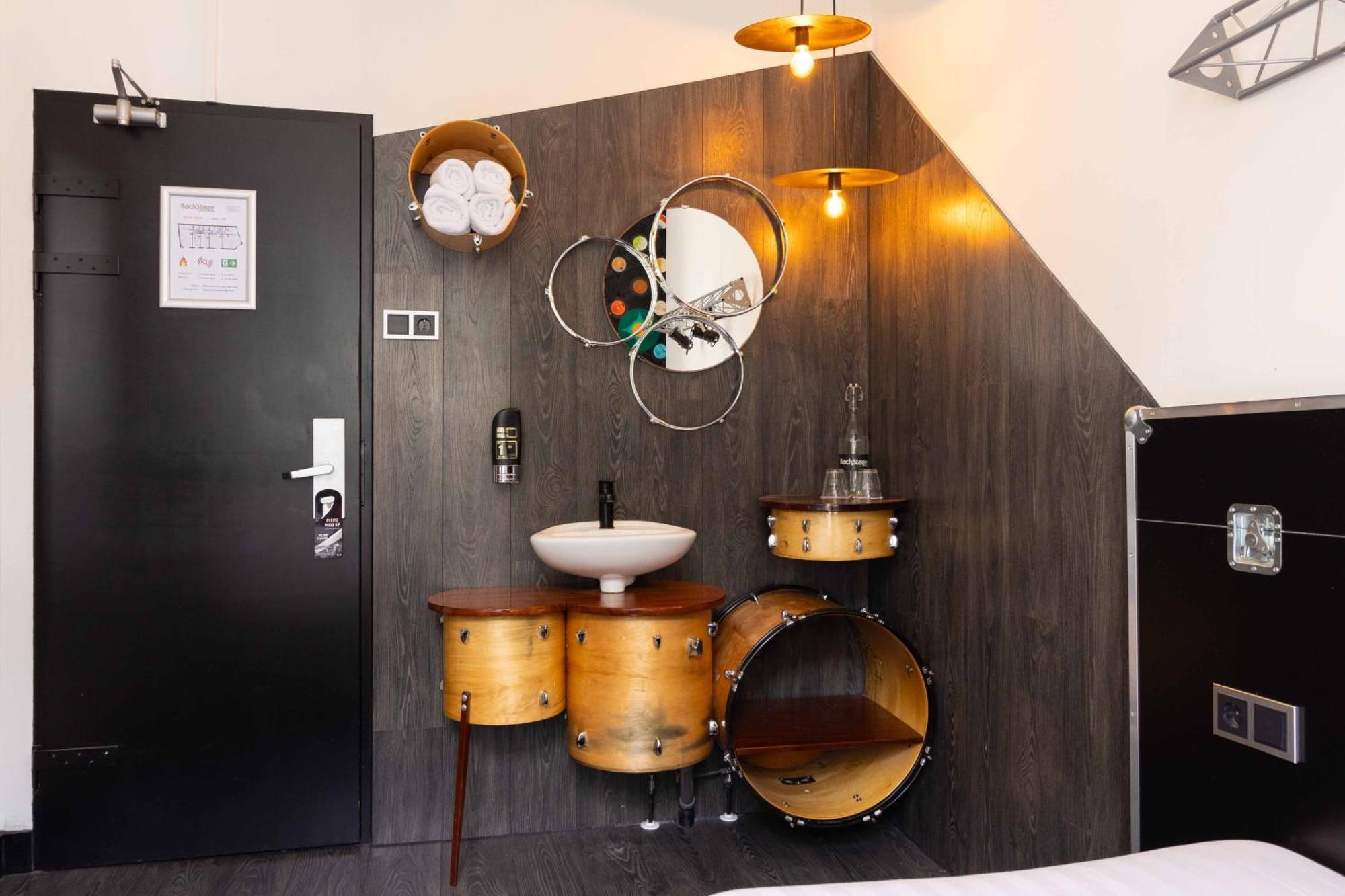 Backstage Hotel