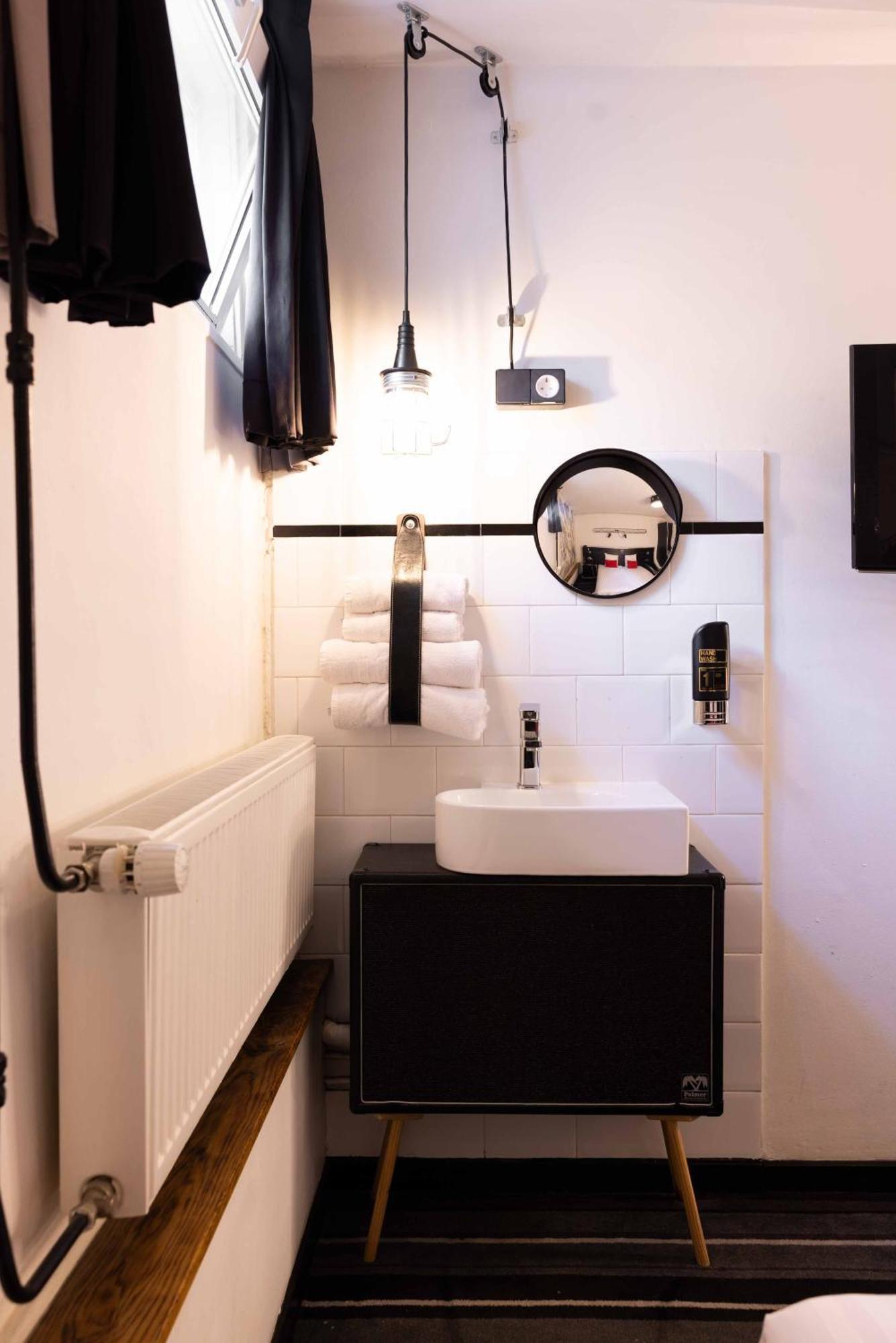 Hotel Backstage