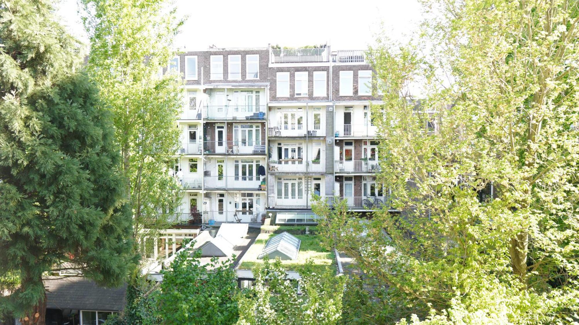 Onefam Amstel Hostel *