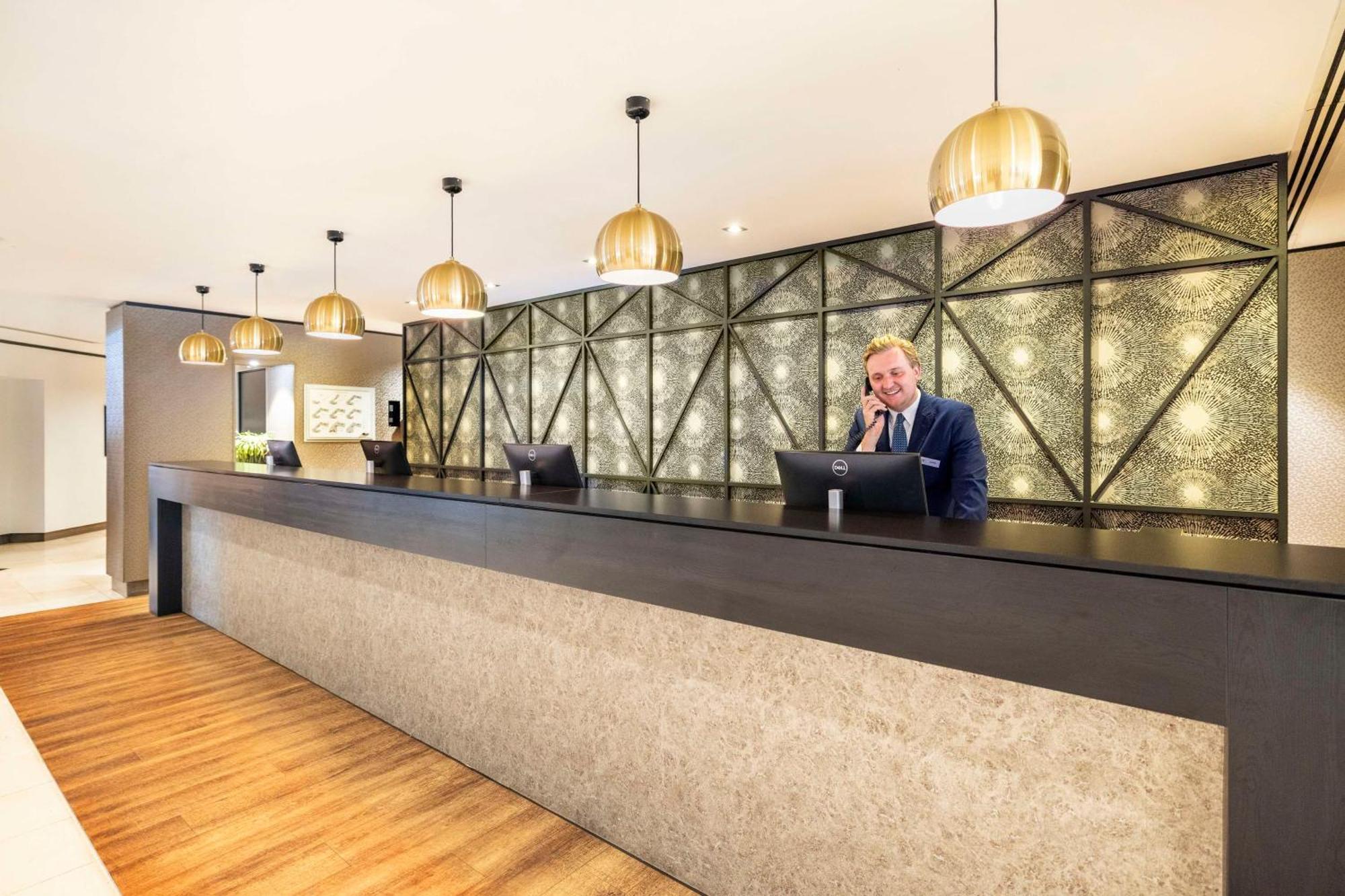 Nh Centre Hotel 4*