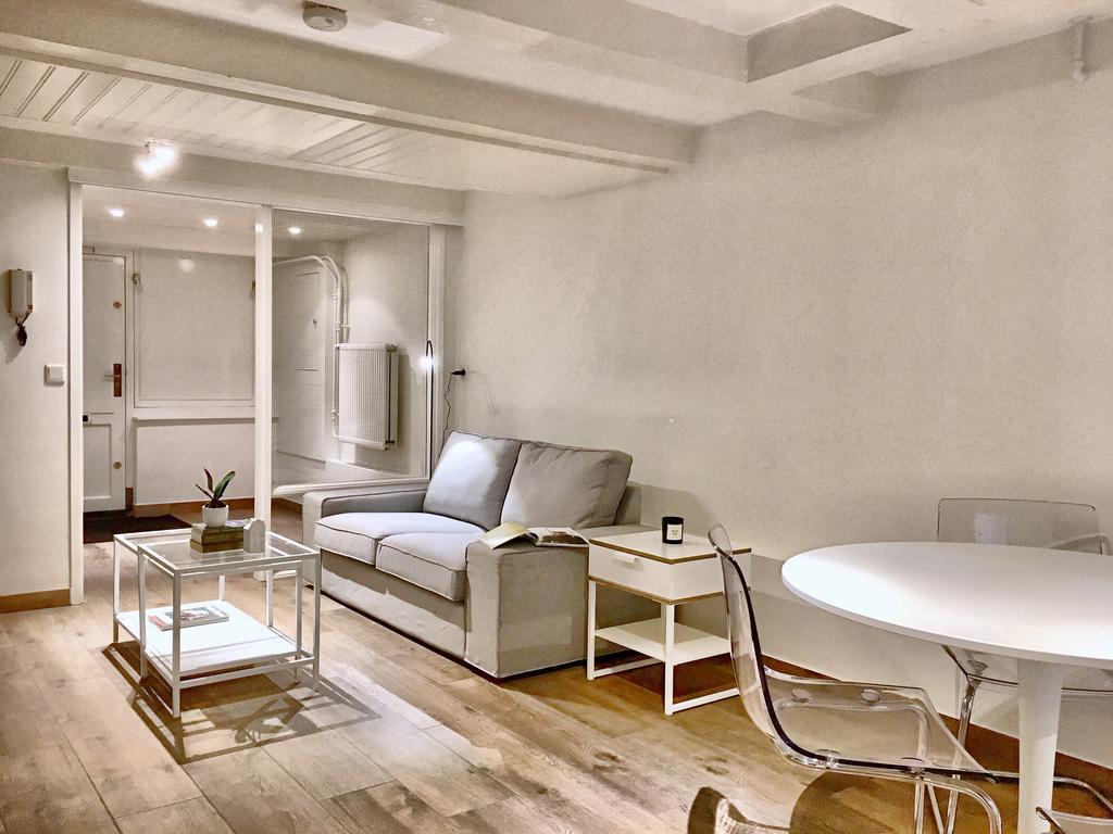 Basement Apartment *