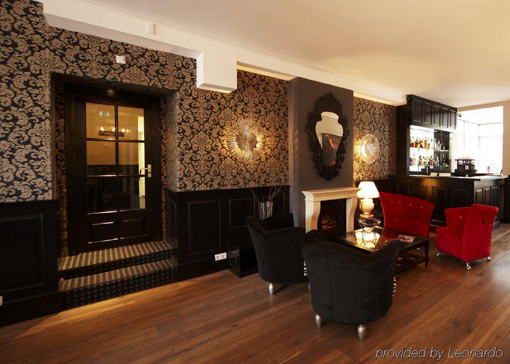 74 Hotel
