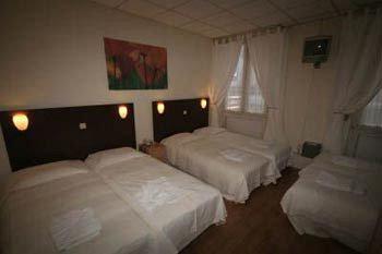 Hotel Budget Barbacan