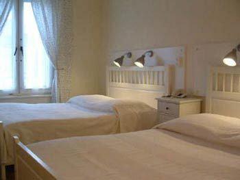 Budget Barbacan Amsterdam