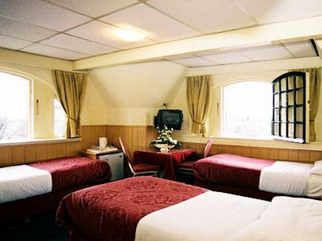 Hotel Di-ann City Centre 2*