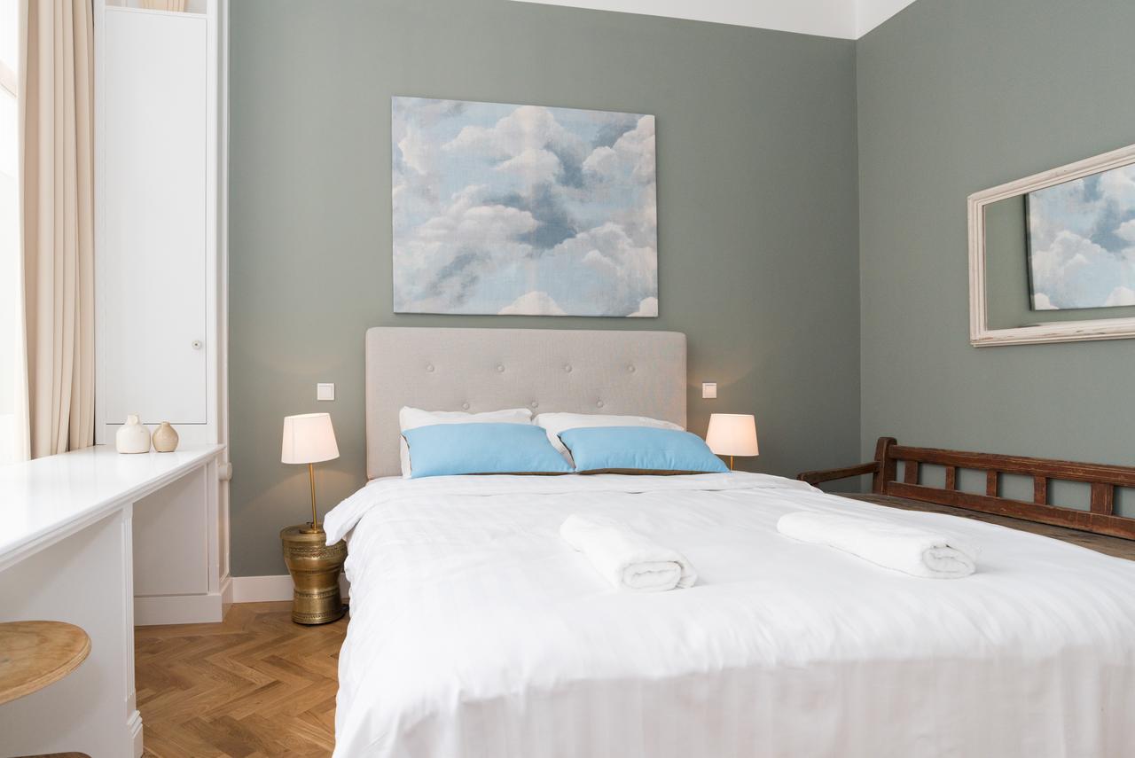 The Monumental Canal House Anna Apartment *