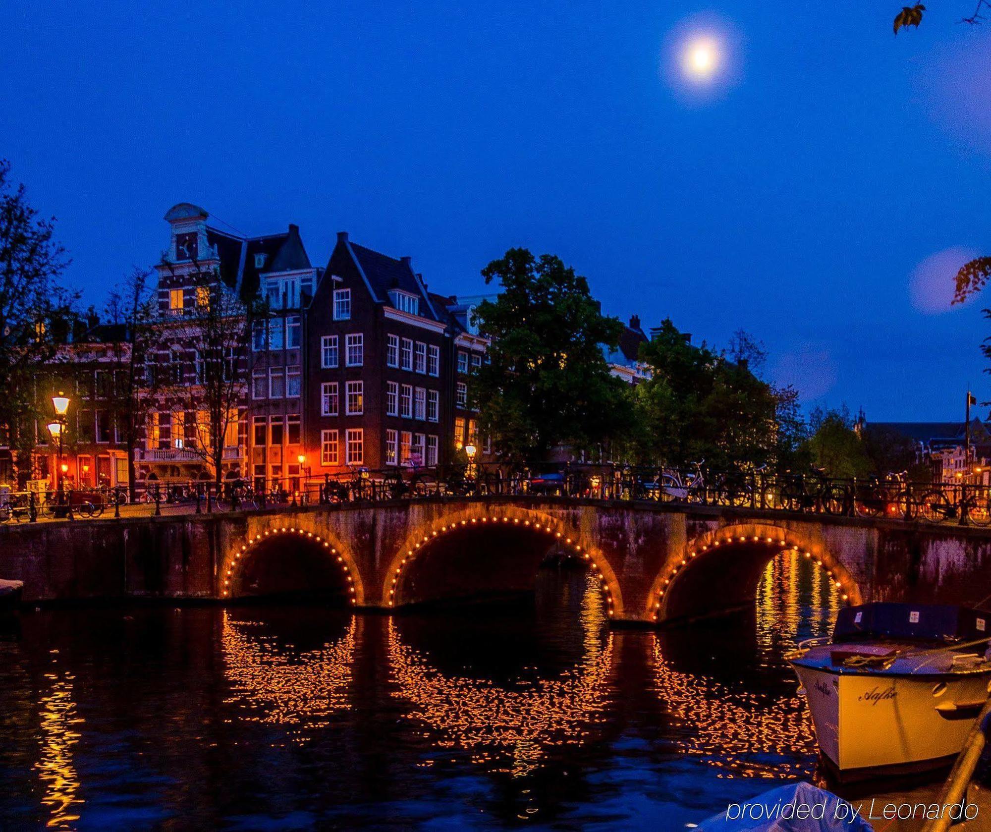 The Pavilions Amsterdam, The Toren 4*