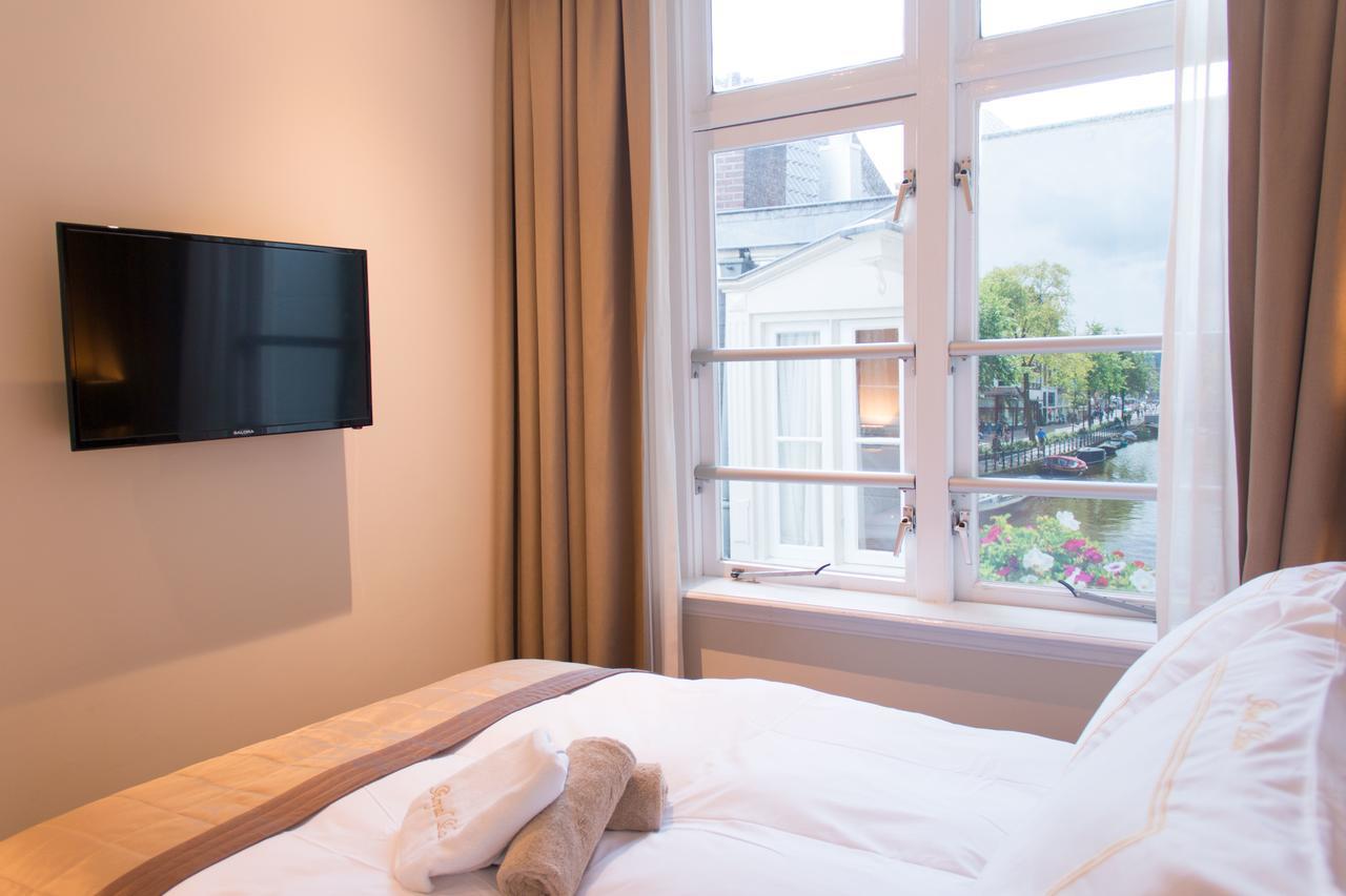 Royal Plaza Hotel 3*