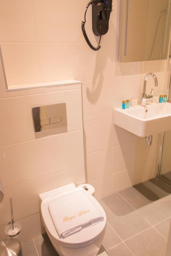 Royal Plaza 3*