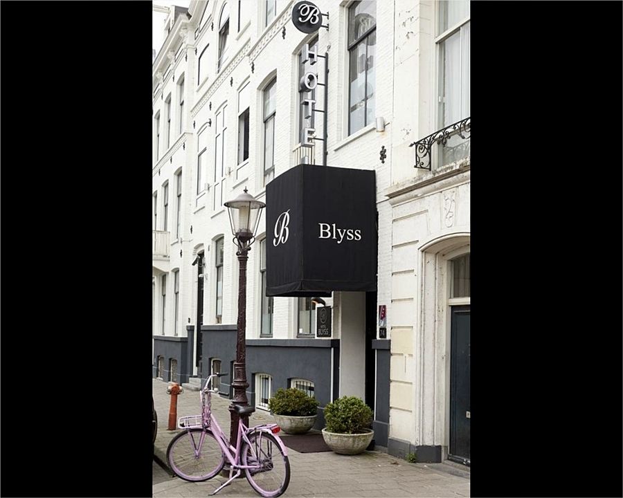 Hotel 74 3*