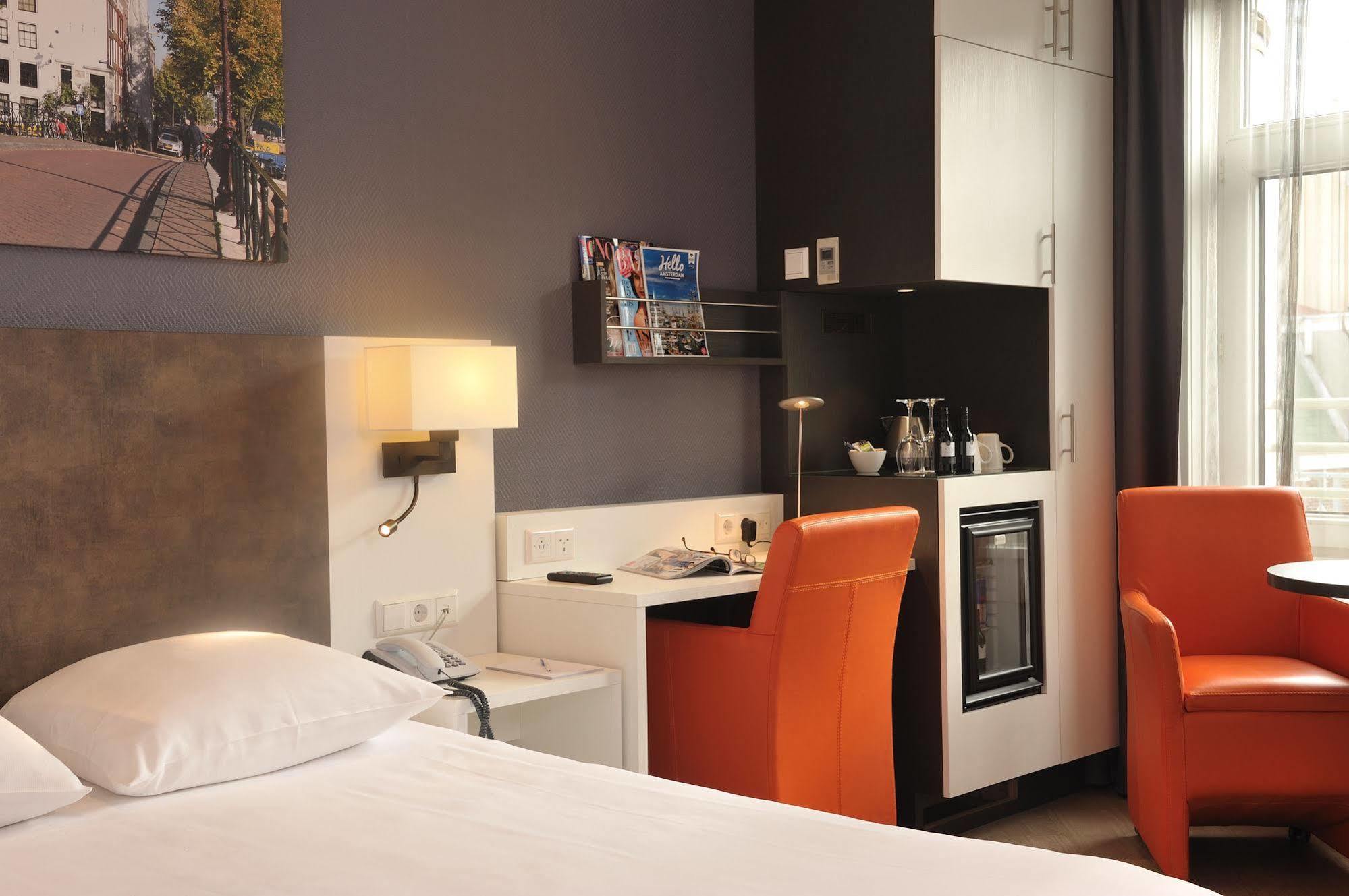 De Roode Leeuw 4*