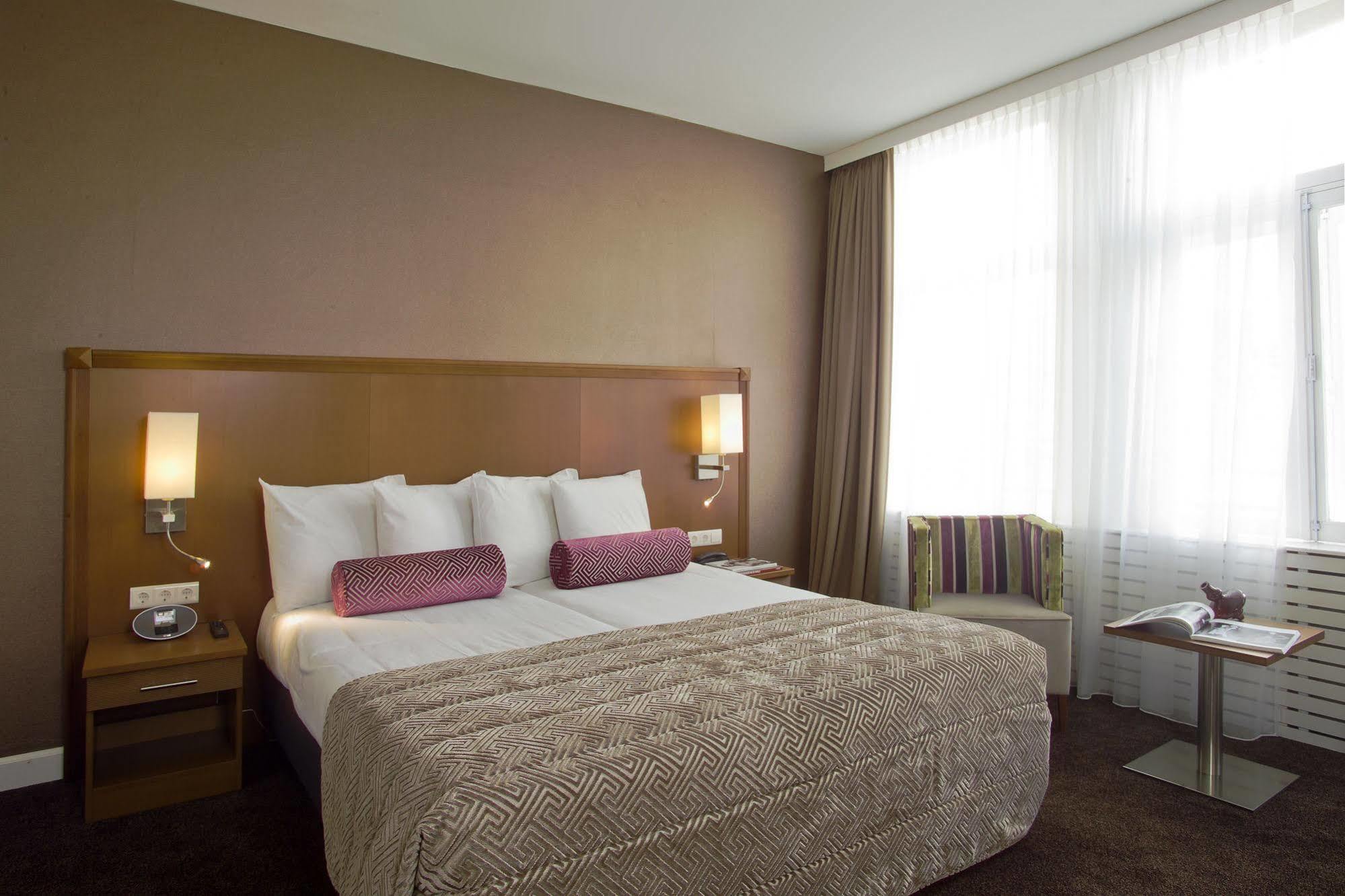 Amstelzicht Hotel 3*