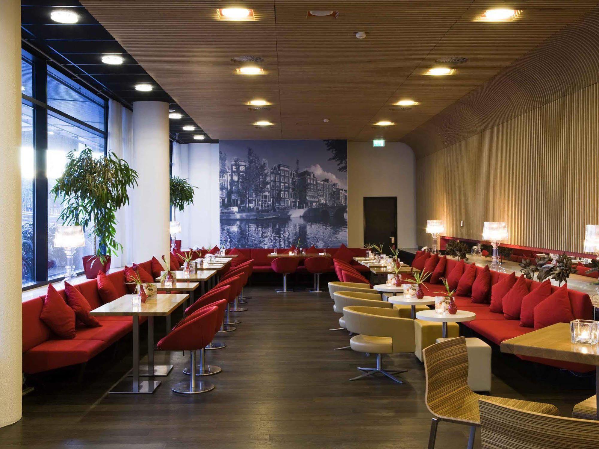 Ibis Centre Hotel 3*