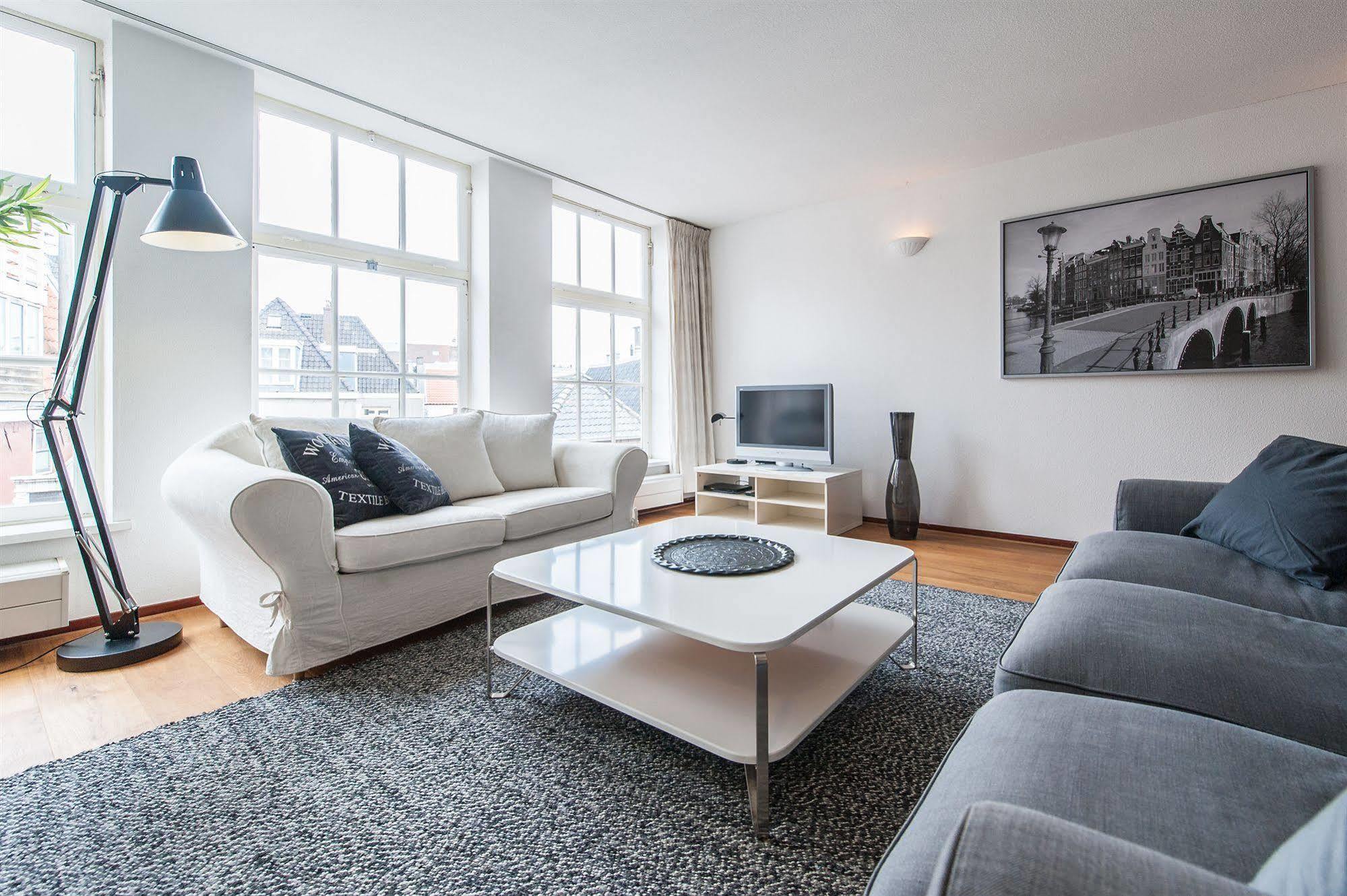 Short Group Staalmeesters Serviced Apartment