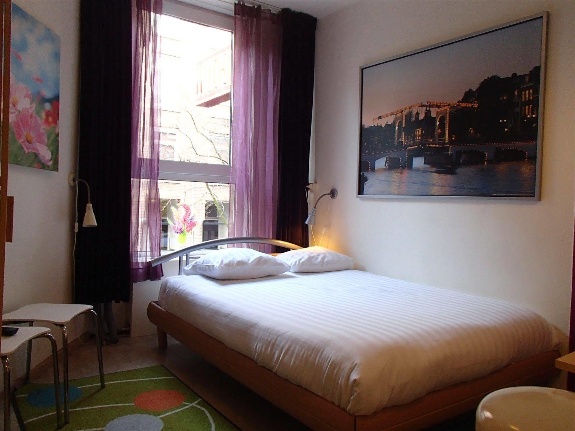 Hotel Bicycle Amsterdam