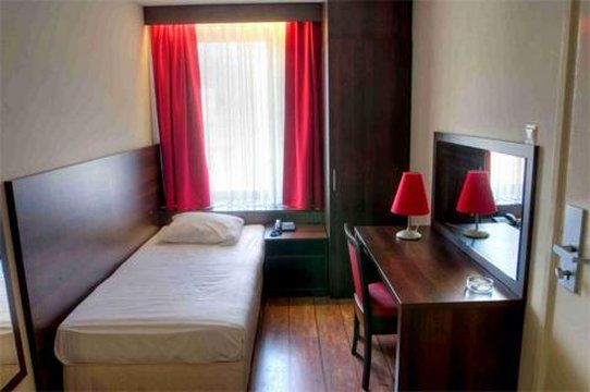 Hotel Damrak 3*