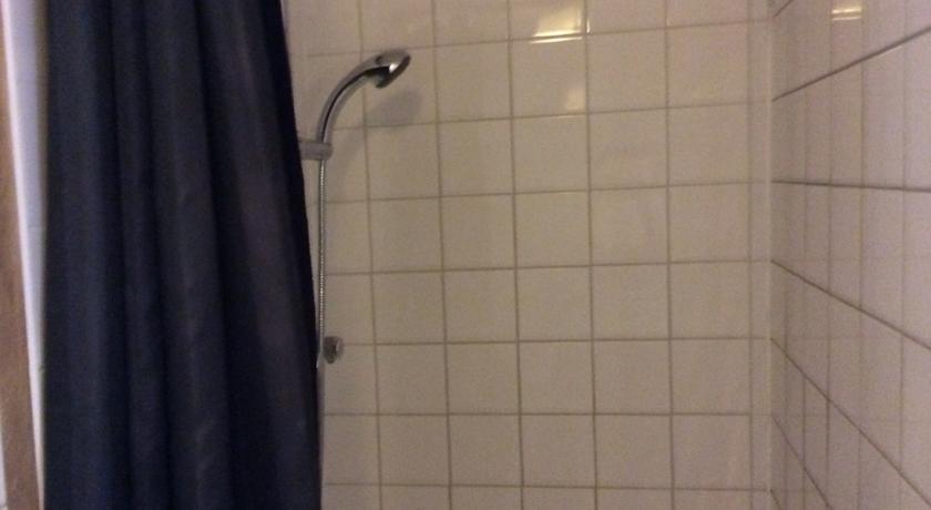 Budget Barbacan Hotel