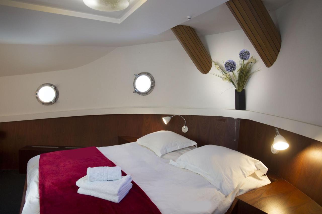 Vakantiehuis Gp Amstel River Houseboat *