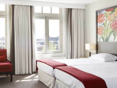 Hotel Nh Schiller