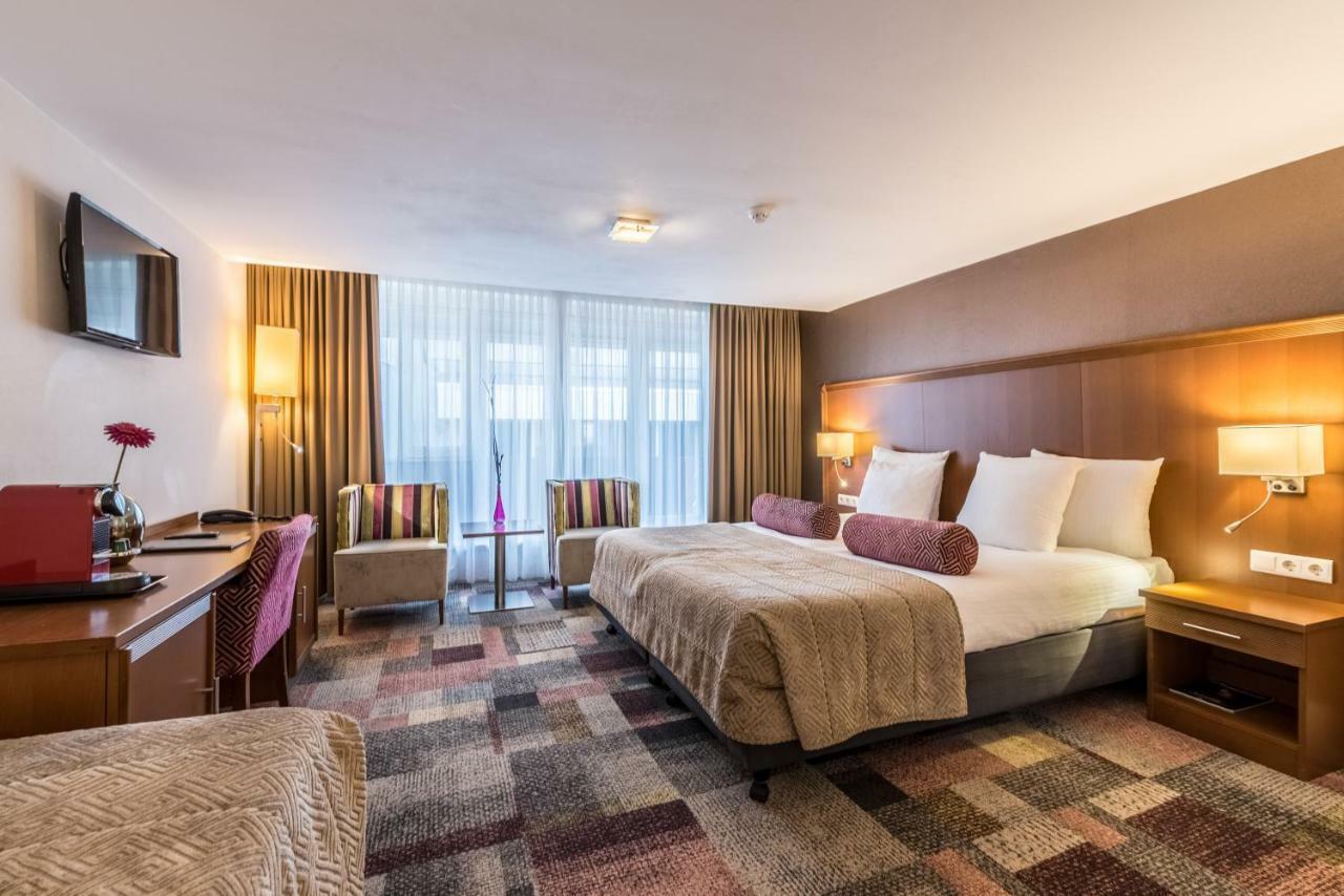 Amstelzicht Hotel 3*