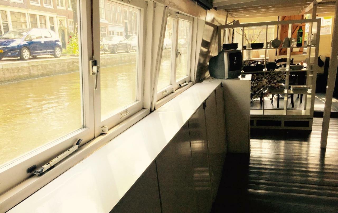 Canal Boat City Center