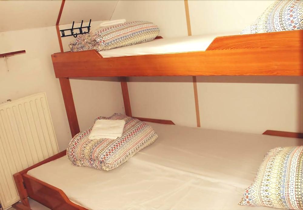 Hotel The @ Mps Noorderzon 2*