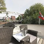 Houseboat Volle Maan